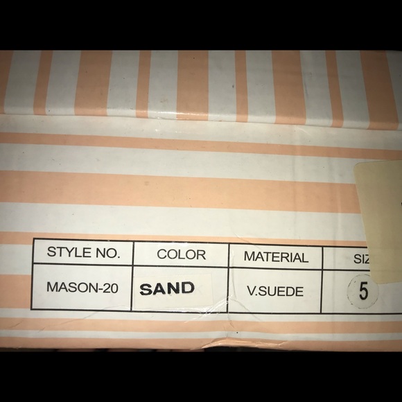 Forever 21 beige suede studded ankle booties - Picture 4 of 4